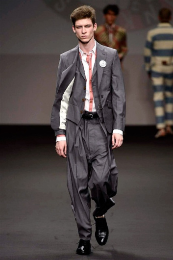 Fotoservizio/SS 2016/MEN/VIVIENNE WESTWOOD/DP1/31