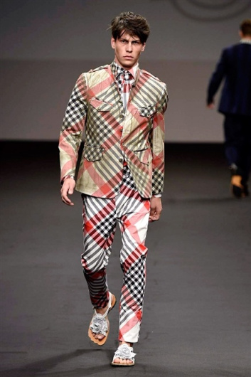 Fotoservizio/SS 2016/MEN/VIVIENNE WESTWOOD/DP1/32