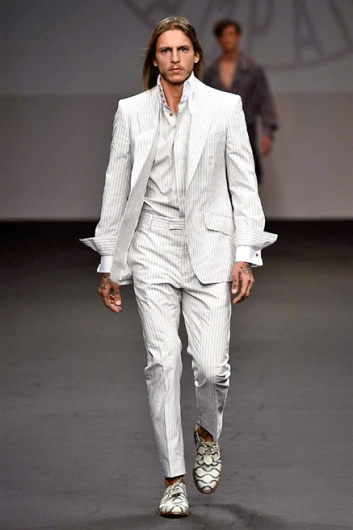 Fotoservizio/SS 2016/MEN/VIVIENNE WESTWOOD/DP1/34