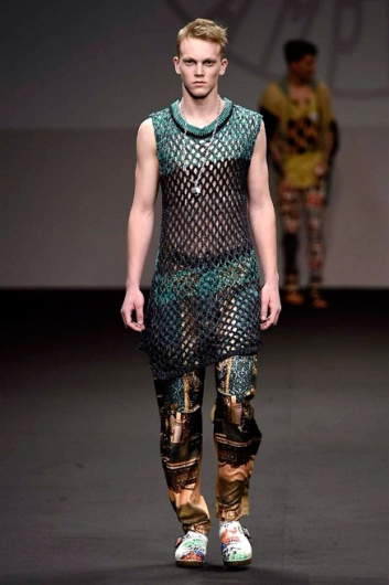 Fotoservizio/SS 2016/MEN/VIVIENNE WESTWOOD/DP1/7