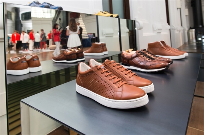 Fotoservizio/SS 2016/MEN/KITON/DP2/65