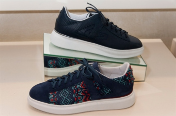 Fotoservizio/SS 2016/MEN/ALBERTO GUARDIANI/DP2/12