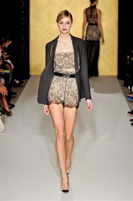 Fotoservizio/FW 2012-2013/WOMEN/PAOLA FRANI/35