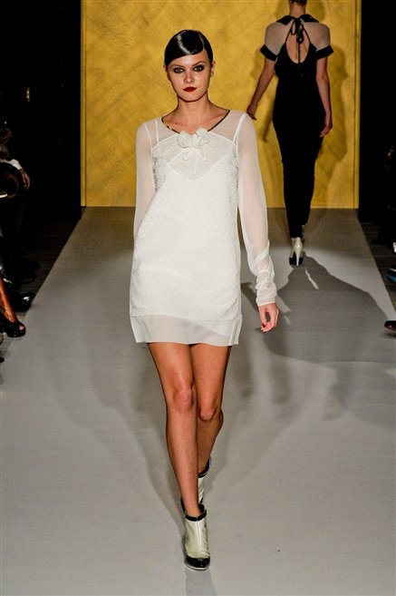 Fotoservizio/FW 2012-2013/WOMEN/PAOLA FRANI/40
