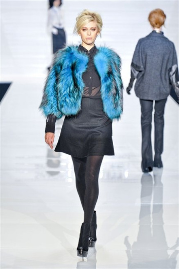 Fotoservizio/FW 2012-2013/WOMEN/SIMONETTA RAVIZZA/8