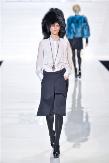 Fotoservizio/FW 2012-2013/WOMEN/SIMONETTA RAVIZZA/9
