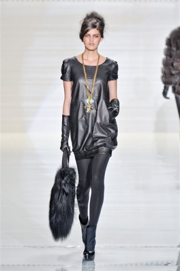 Fotoservizio/FW 2012-2013/WOMEN/SIMONETTA RAVIZZA/15