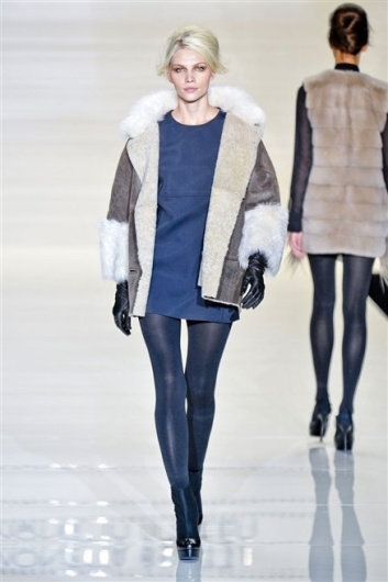 Fotoservizio/FW 2012-2013/WOMEN/SIMONETTA RAVIZZA/22