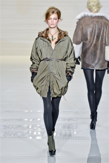 Fotoservizio/FW 2012-2013/WOMEN/SIMONETTA RAVIZZA/23