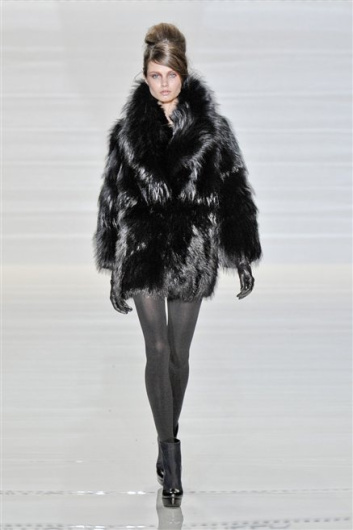 Fotoservizio/FW 2012-2013/WOMEN/SIMONETTA RAVIZZA/35