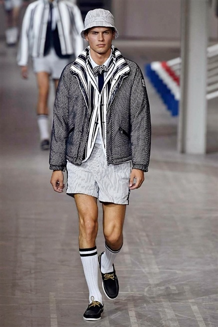 Fotoservizio/SS 2016/MEN/MONCLER GAMME BLEU/DP1/44