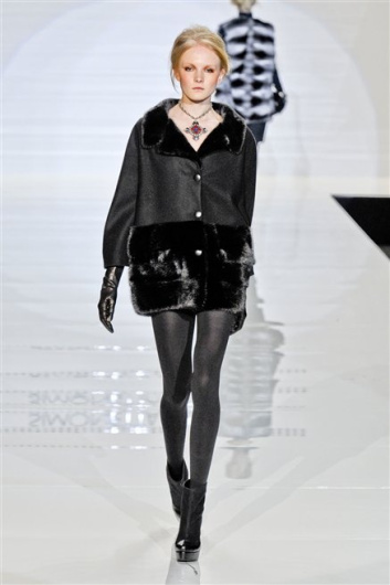 Fotoservizio/FW 2012-2013/WOMEN/SIMONETTA RAVIZZA/32
