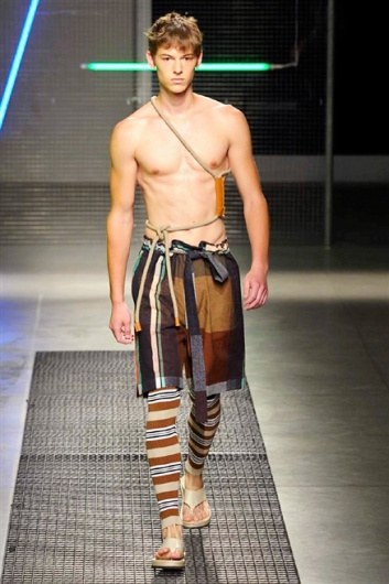 Fotoservizio/SS 2016/MEN/MSGM/DP1/5