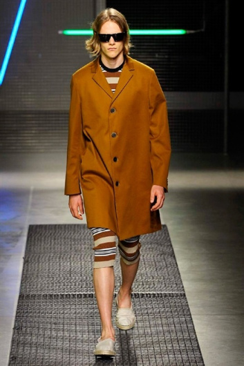 Fotoservizio/SS 2016/MEN/MSGM/DP1/9