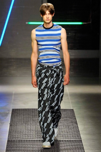 Fotoservizio/SS 2016/MEN/MSGM/DP1/25