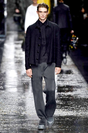 Fotoservizio/SS 2016/MEN/FENDI/DP1/26