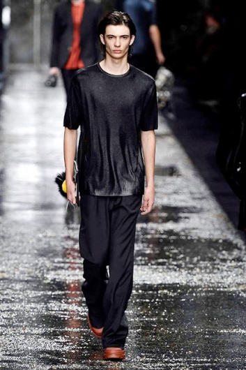 Fotoservizio/SS 2016/MEN/FENDI/DP1/43