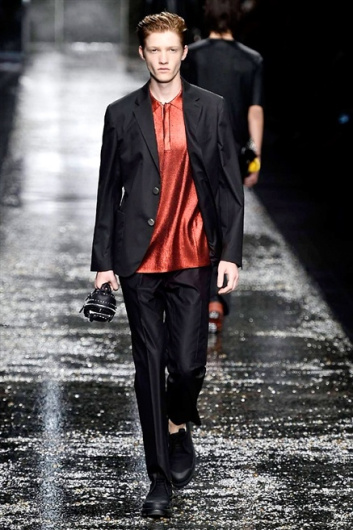 Fotoservizio/SS 2016/MEN/FENDI/DP1/44