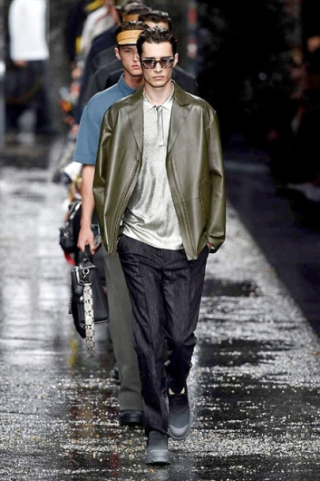 Fotoservizio/SS 2016/MEN/FENDI/DP1/45