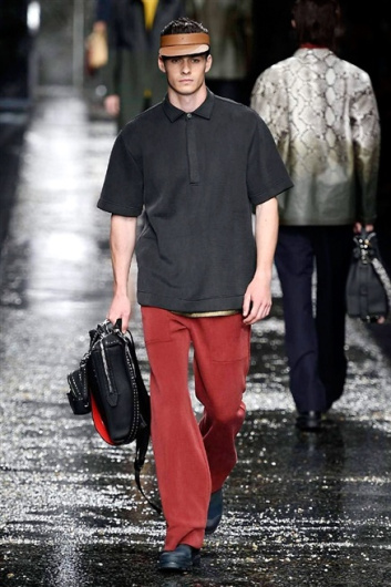 Fotoservizio/SS 2016/MEN/FENDI/DP1/9