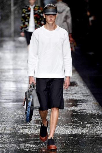 Fotoservizio/SS 2016/MEN/FENDI/DP1/20