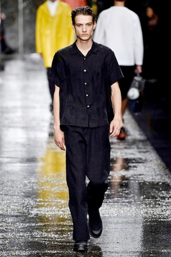 Fotoservizio/SS 2016/MEN/FENDI/DP1/22