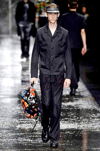 Fotoservizio/SS 2016/MEN/FENDI/DP1/24