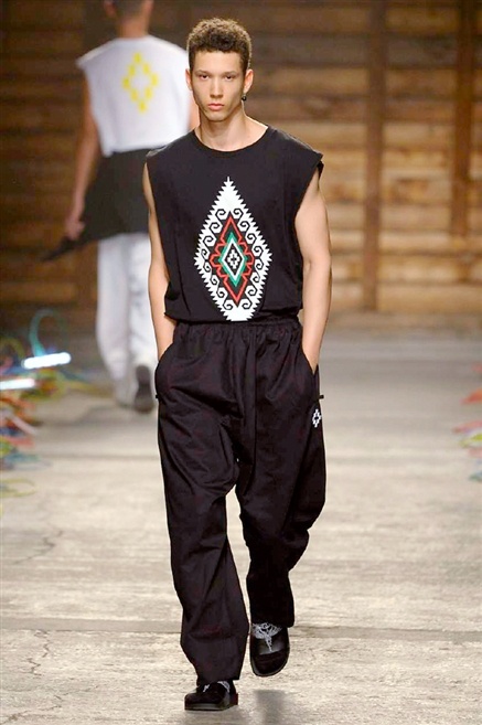 Fotoservizio/SS 2016/MEN/MARCELO BURLON COUNTY OF MILAN/DP1/40