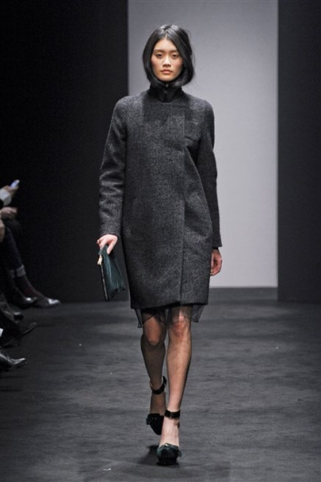 Fotoservizio/FW 2012-2013/WOMEN/N°21/9