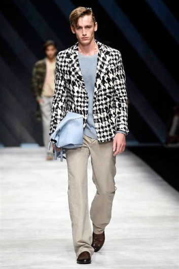 Fotoservizio/SS 2016/MEN/ERMANNO SCERVINO/DP1/2