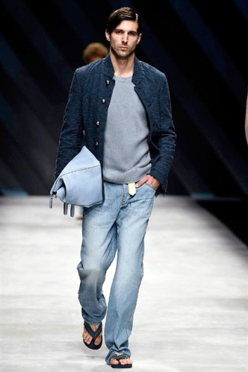 Fotoservizio/SS 2016/MEN/ERMANNO SCERVINO/DP1/17