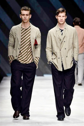 Fotoservizio/SS 2016/MEN/ERMANNO SCERVINO/DP1/24