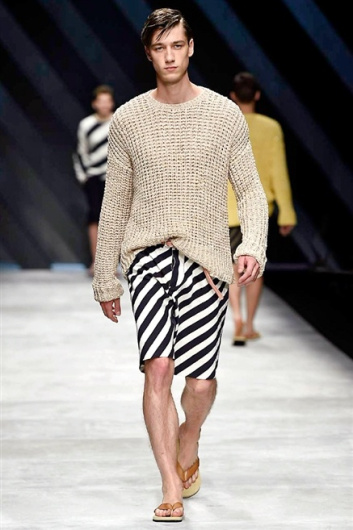 Fotoservizio/SS 2016/MEN/ERMANNO SCERVINO/DP1/28