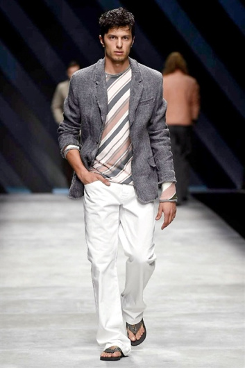 Fotoservizio/SS 2016/MEN/ERMANNO SCERVINO/DP1/36