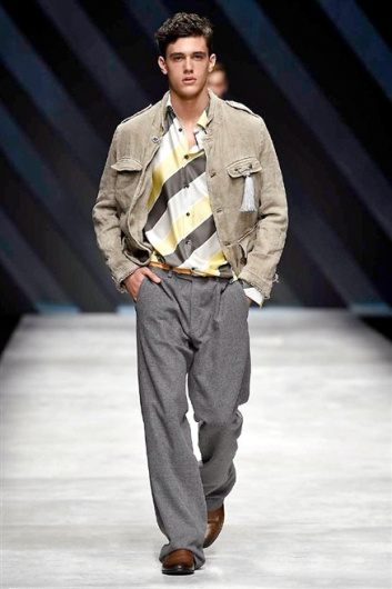 Fotoservizio/SS 2016/MEN/ERMANNO SCERVINO/DP1/38