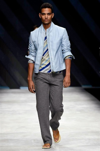 Fotoservizio/SS 2016/MEN/ERMANNO SCERVINO/DP1/42