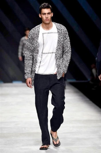 Fotoservizio/SS 2016/MEN/ERMANNO SCERVINO/DP1/46