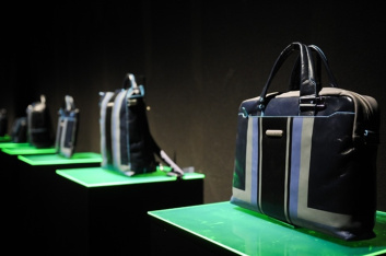 Fotoservizio/SS 2016/MEN/PIQUADRO/DP2/61