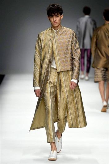 Fotoservizio/SS 2016/MEN/ZENG FENGFEI/DP1/16