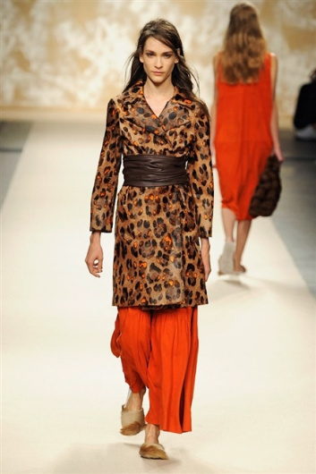 Fotoservizio/SS 2016/WOMEN/SIMONETTA RAVIZZA/DP1/27