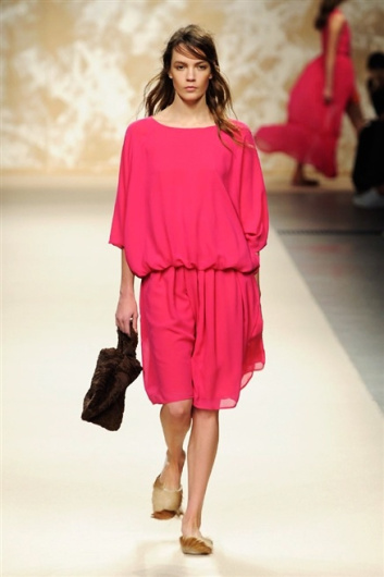 Fotoservizio/SS 2016/WOMEN/SIMONETTA RAVIZZA/DP1/33