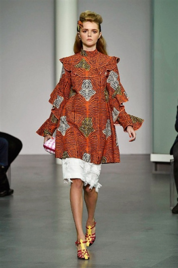 Fotoservizio/SS 2016/WOMEN/STELLA JEAN/DP1/6