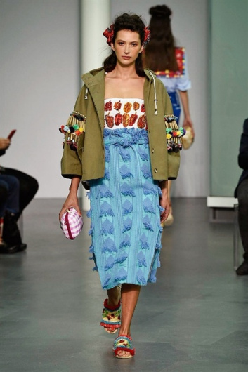 Fotoservizio/SS 2016/WOMEN/STELLA JEAN/DP1/13