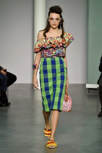 Fotoservizio/SS 2016/WOMEN/STELLA JEAN/DP1/23