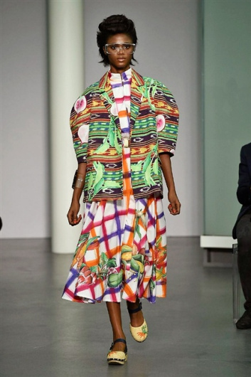 Fotoservizio/SS 2016/WOMEN/STELLA JEAN/DP1/27