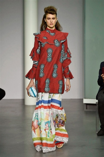 Fotoservizio/SS 2016/WOMEN/STELLA JEAN/DP1/28