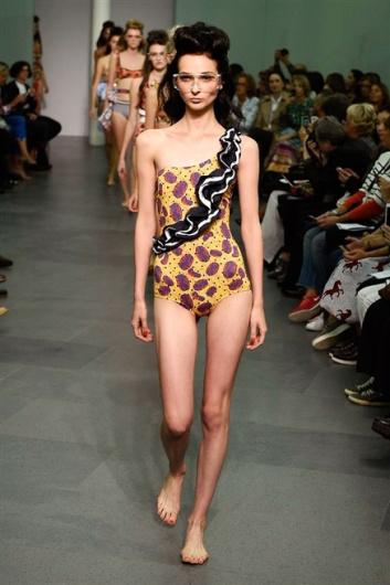 Fotoservizio/SS 2016/WOMEN/STELLA JEAN/DP1/33
