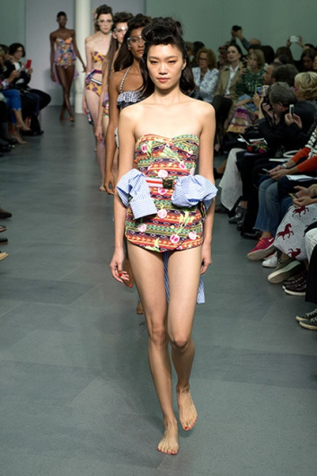 Fotoservizio/SS 2016/WOMEN/STELLA JEAN/DP1/37