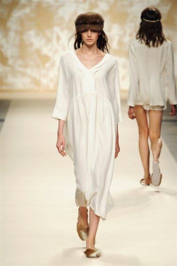 Fotoservizio/SS 2016/WOMEN/SIMONETTA RAVIZZA/DP1/3