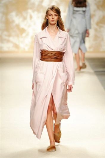 Fotoservizio/SS 2016/WOMEN/SIMONETTA RAVIZZA/DP1/7